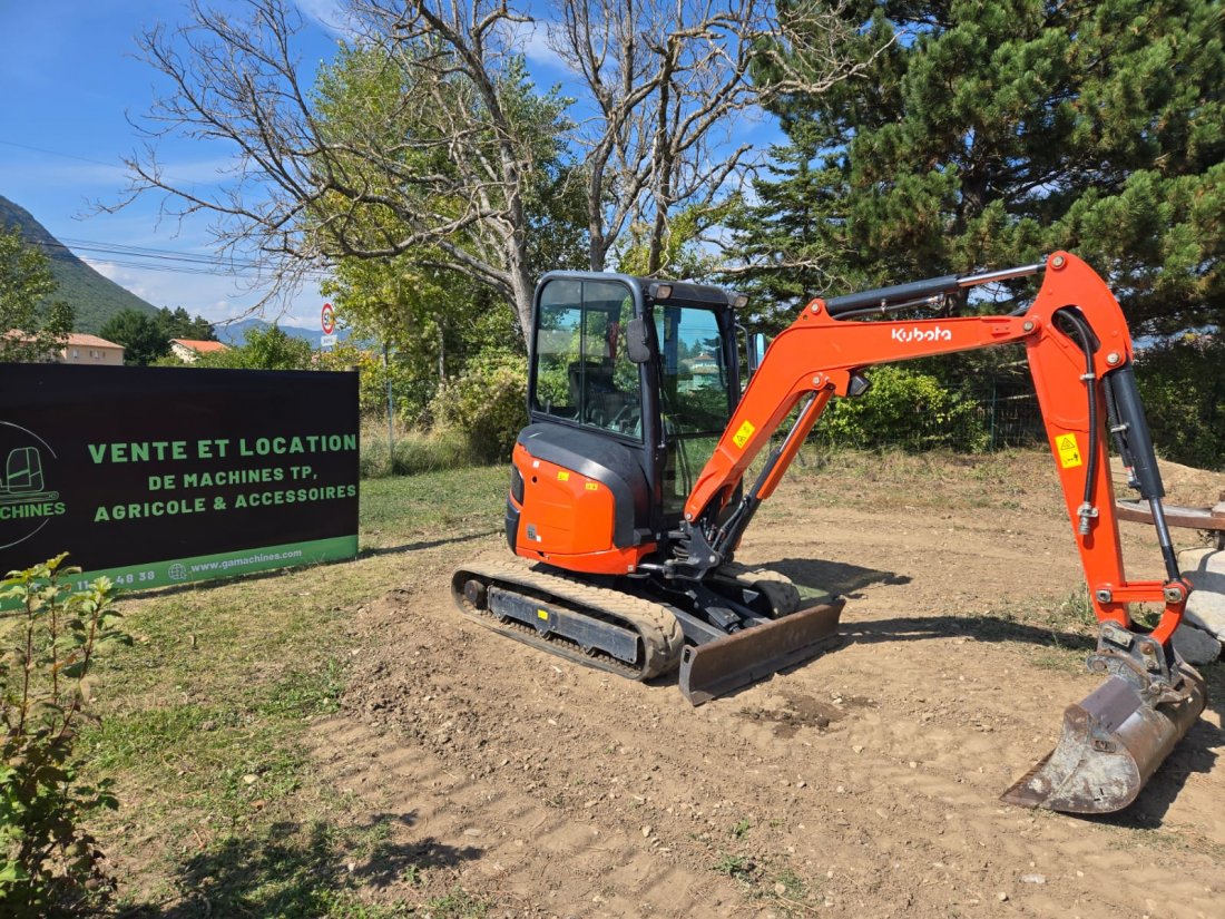 Mini pelle Kubota U27-4 de 2022 avec 1050H 29500 € N°165